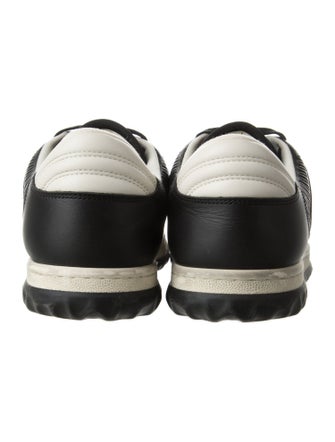 Gucci Interlocking G Logo Leather Sneakers
