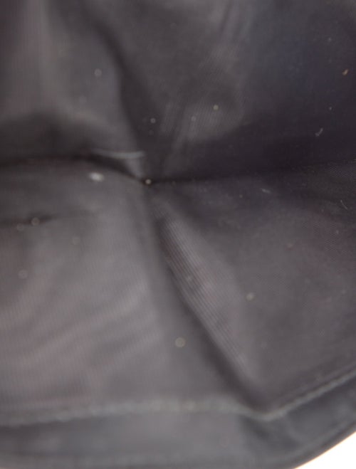 Gucci GG Signature Leather Bifold Wallet