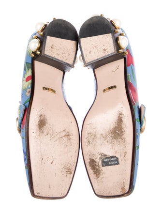 Gucci Faux Pearl Accents Leather Loafers