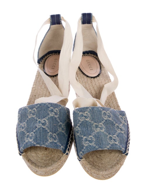 Gucci GG Supreme Denim D'Orsay Pumps