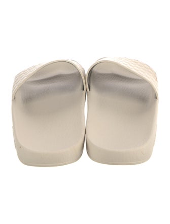 Gucci Microguccissima Pattern Leather Slides