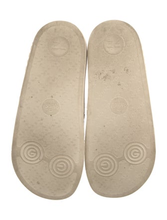 Gucci Microguccissima Pattern Leather Slides