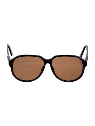 Gucci Oversize Tinted Sunglasses