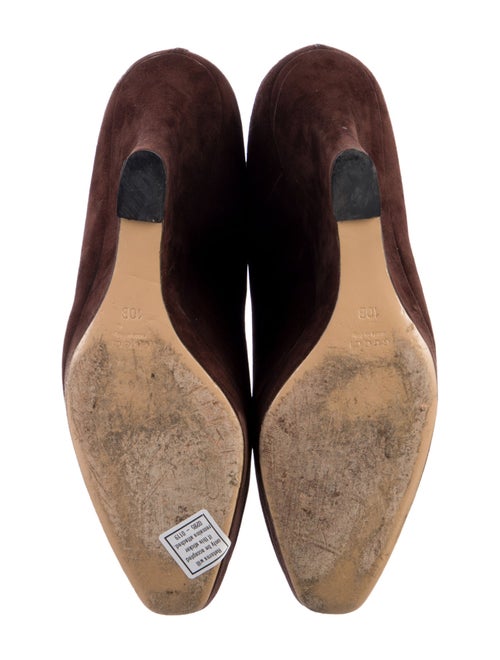 Gucci Suede Pumps