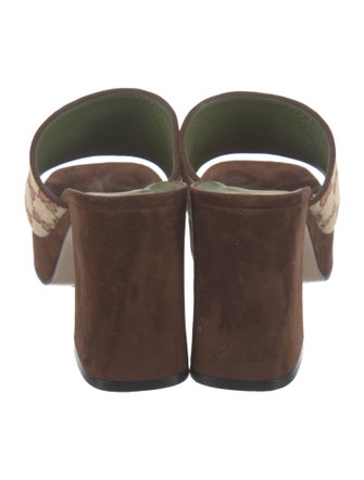 Gucci GG Canvas Canvas Slides