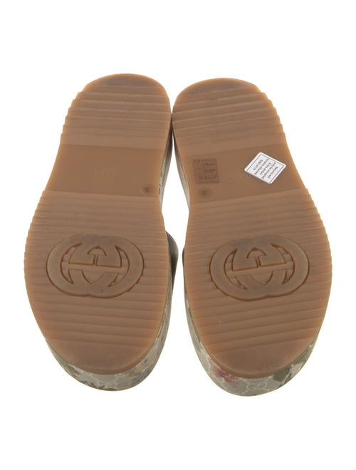Gucci Flora Print Slides
