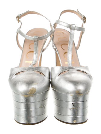Gucci Leather T-Strap Pumps