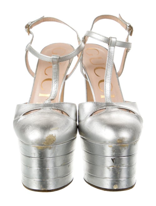 Gucci Leather T-Strap Pumps