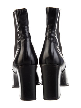 Gucci Leather Chelsea Boots