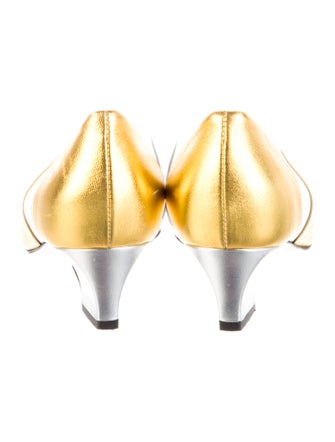 Gucci Double G Logo Patent Leather Slingback Pumps