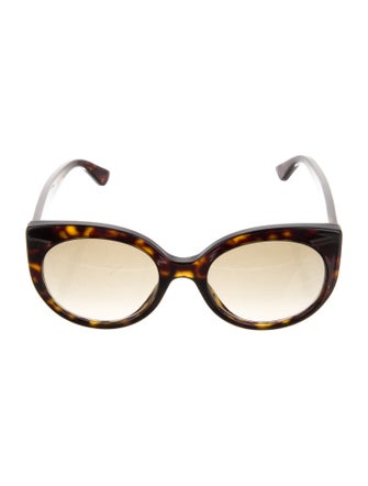 Gucci Cat-Eye Gradient Sunglasses