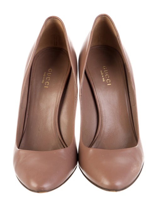 Gucci Leather Pumps