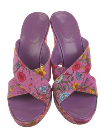 Gucci Flora Print Canvas Slides