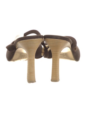 Gucci Leather Slingback Pumps