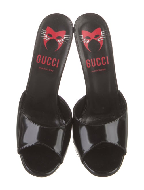 Gucci Leather Slingback Pumps