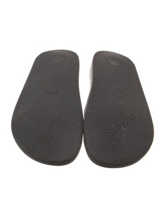 Gucci Interlocking G Logo Rubber Slides