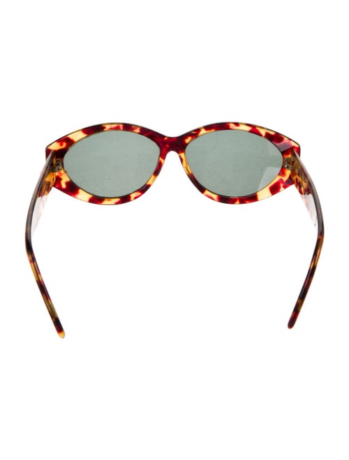 Gucci Cat-Eye Tinted Sunglasses