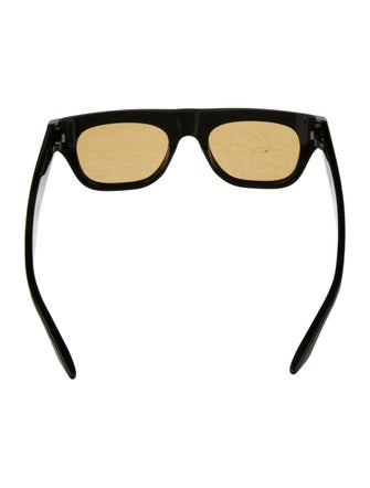 Gucci Wayfarer Tinted Sunglasses