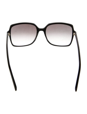Gucci Interlocking G Logo Oversize Sunglasses
