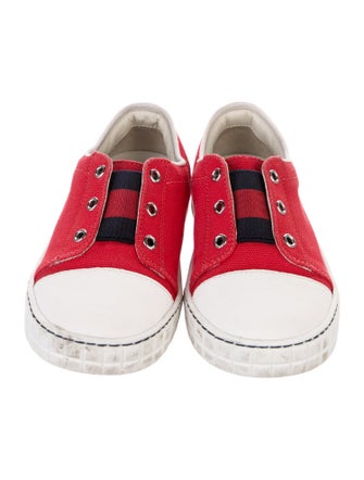 Gucci Low Top Sneakers