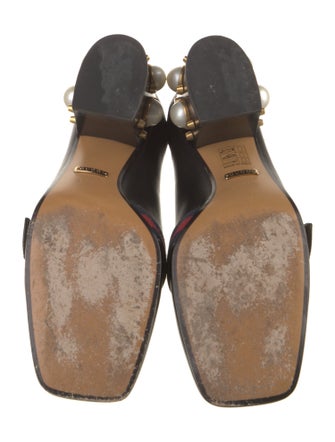 Gucci Peyton Double G Logo Pumps