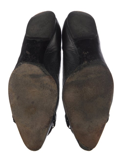 Gucci Interlocking G Logo Leather Flats