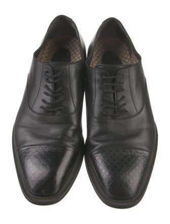 Gucci Interlocking G Logo Leather Oxfords