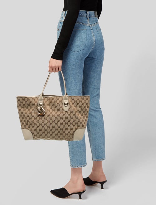 Gucci GG Canvas Heart Bit Charm