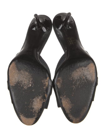 Gucci GG Canvas Canvas Slides