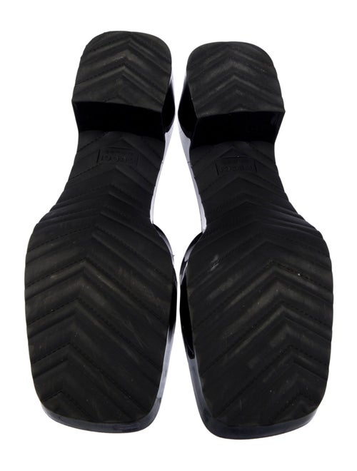 Gucci Signature Logo Rubber Slides