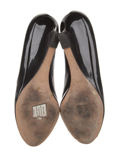 Gucci Interlocking G Logo Patent Leather Pumps