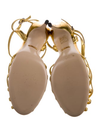 Gucci Leather Crystal Embellishments Sandals