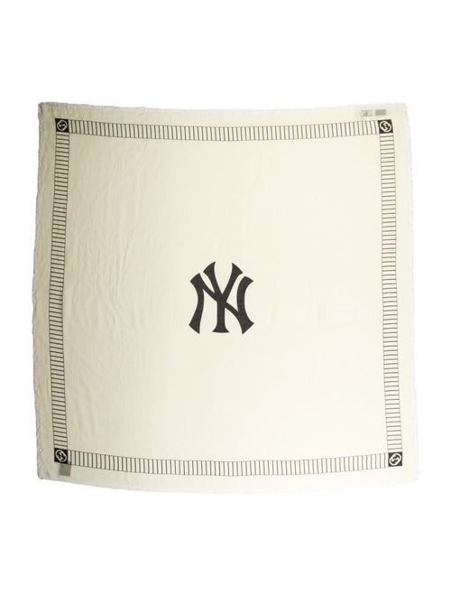 Gucci Silk Printed Scarf