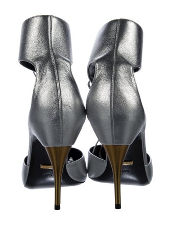 Gucci Leather D'Orsay Pumps