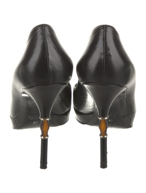 Gucci Bamboo Accent Leather Pumps