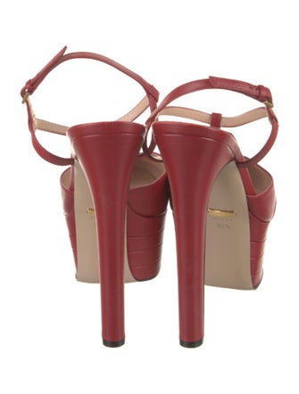 Gucci Leather T-Strap Pumps