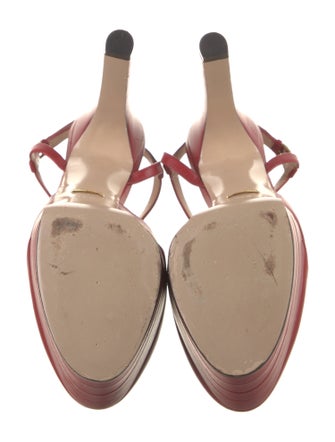 Gucci Leather T-Strap Pumps
