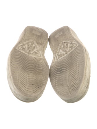 Gucci Leather Graphic Print Sneakers