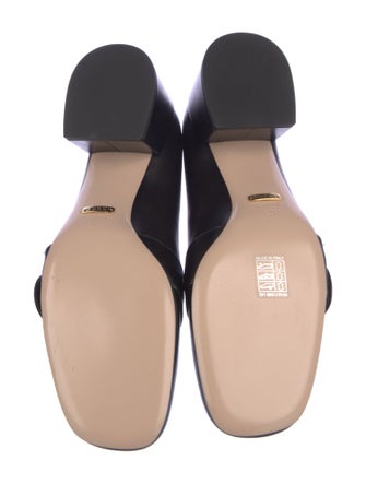 Gucci Interlocking G Logo Leather Pumps