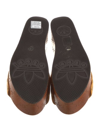 Gucci Leather Printed Slides