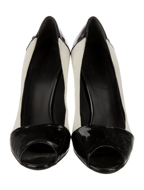 Gucci Interlocking G Logo Patent Leather Pumps