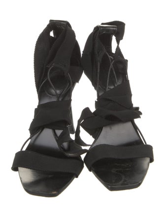 Gucci Leather Grosgrain Trim Sandals