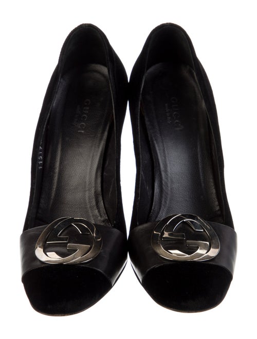 Gucci Interlocking G Logo Velvet Pumps