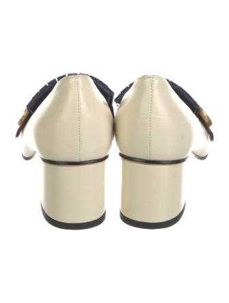 Gucci Double G Logo Leather Pumps