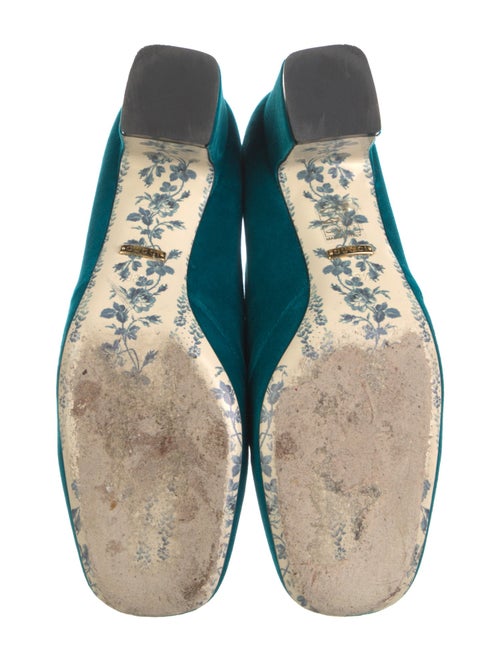 Gucci Double G Logo Velvet Pumps