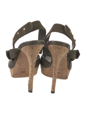 Gucci Double G Logo Leather Slingback Sandals