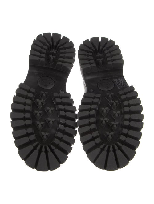 Gucci Patent Leather Chain-Link Accents Loafers