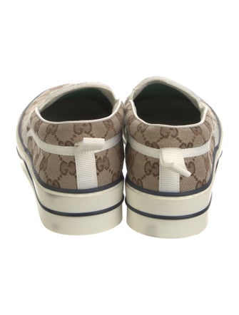Gucci GG Canvas Canvas Loafer Sneakers