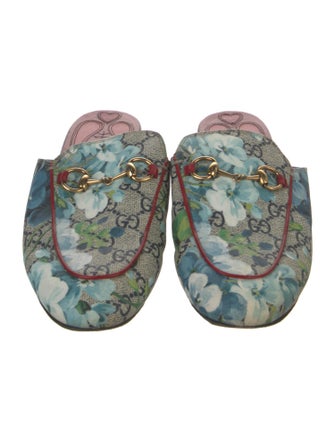 Gucci GG Supreme Mules
