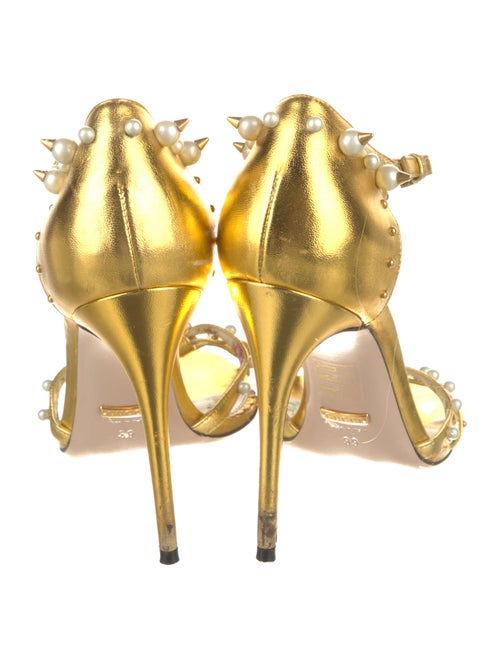 Gucci Faux Pearl Accents Leather T-Strap Sandals